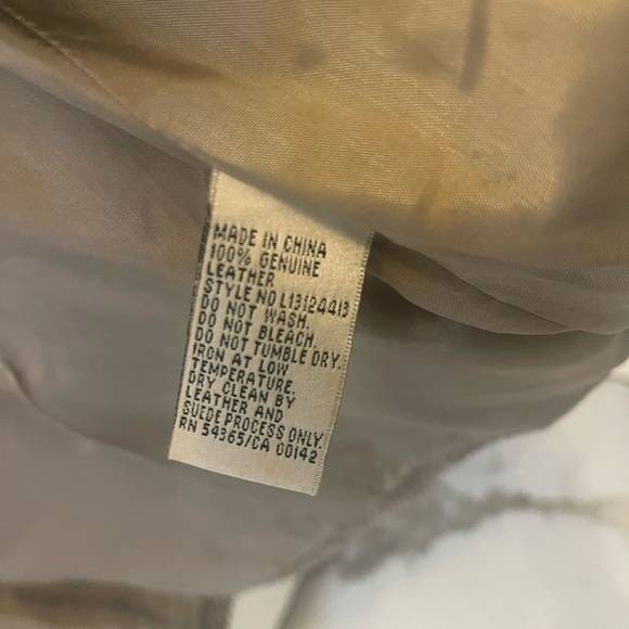 Peter Nygard leather jacket Size 12 - Picture 6 of 9